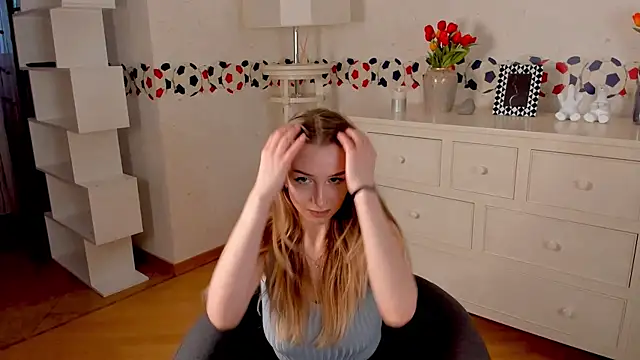 Snapshot of BreckAngwin chatting on February 8, 2025, 2:49 pm BreckAngwin online show from February 8, 2025, 2:49 pm