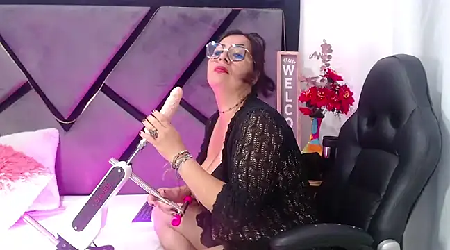 Snapshot of GabrielaDurann chatting on March 15, 2025, 1:51 pm GabrielaDurann online show from March 15, 2025, 1:51 pm