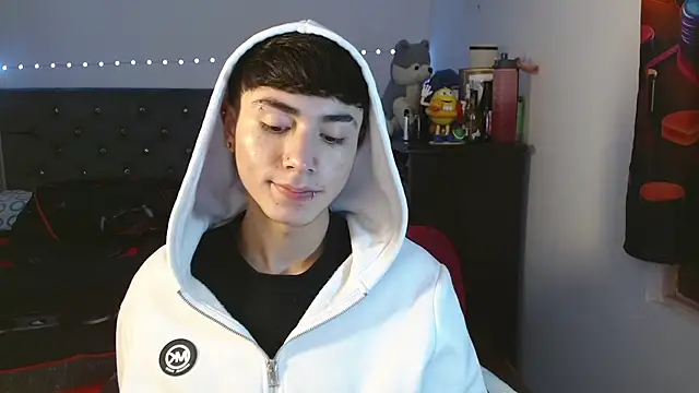 Snapshot of Im_juanda chatting on December 16, 2024, 10:24 pm Im juanda online show from December 16, 2024, 10:24 pm