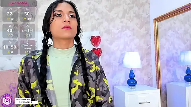 Eliza Thaylor   online show from March 19, 2025, 11:28 am