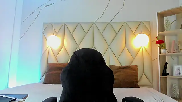 angelswets online show from February 13, 2026, 2:13 pm