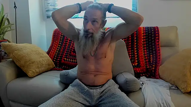 mindphu k online show from March 26, 2026, 6:57 pm