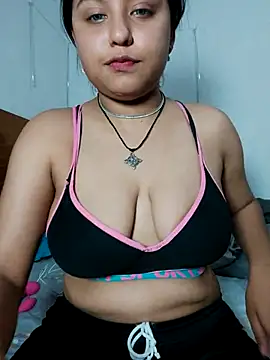 Snapshot of azulzulix chatting on April 17, 2026, 1:52 am azulzulix online show from April 17, 2026, 1:52 am