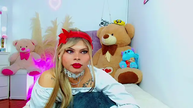 Snapshot of AdanKinng chatting on April 9, 2026, 6:19 am AdanKinng online show from April 9, 2026, 6:19 am