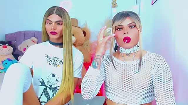 Snapshot of AdanKinng chatting on April 14, 2026, 6:52 am AdanKinng online show from April 14, 2026, 6:52 am