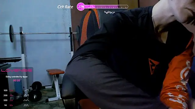 Snapshot of womanstrong78 chatting on February 14, 2025, 7:12 pm womanstrong78 online show from February 14, 2025, 7:12 pm