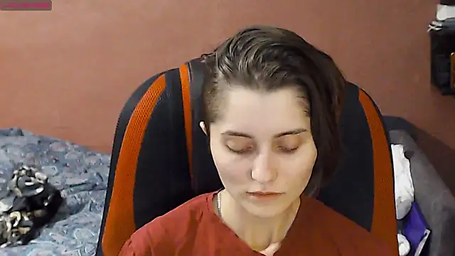 Snapshot of womanstrong78 chatting on February 27, 2025, 5:04 pm womanstrong78 online show from February 27, 2025, 5:04 pm