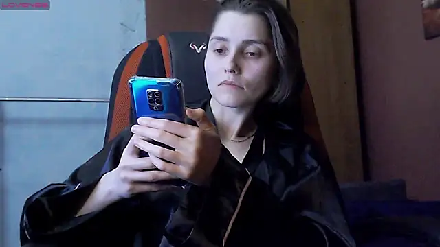 Snapshot of womanstrong78 chatting on March 3, 2025, 4:24 pm womanstrong78 online show from March 3, 2025, 4:24 pm