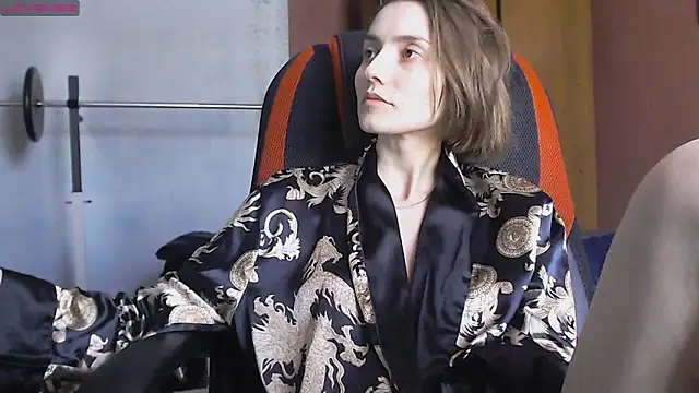 Snapshot of womanstrong78 chatting on March 11, 2025, 11:01 am womanstrong78 online show from March 11, 2025, 11:01 am