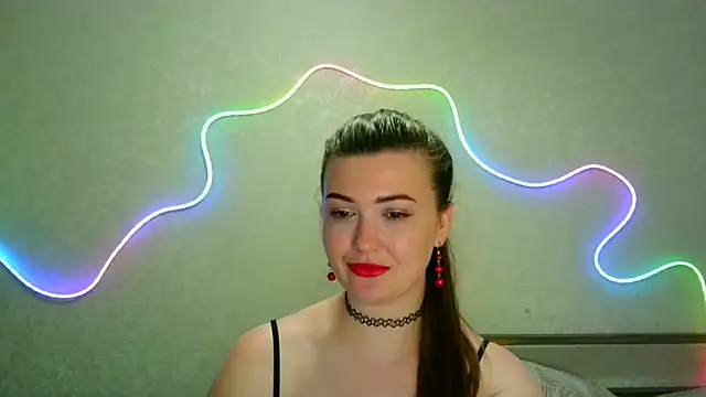 Snapshot of SeductiveTati chatting on July 15, 2026, 11:21 pm SeductiveTati online show from July 15, 2026, 11:21 pm