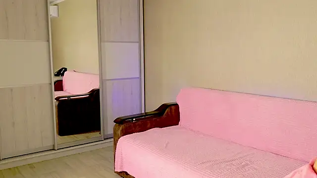 FridaCure online show from February 1, 2025, 1:23 am