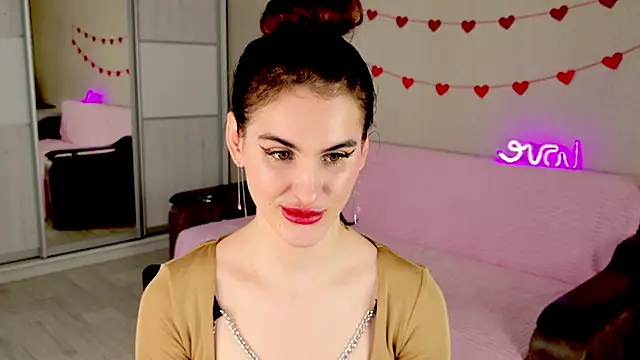 FridaCure online show from March 16, 2025, 12:45 am