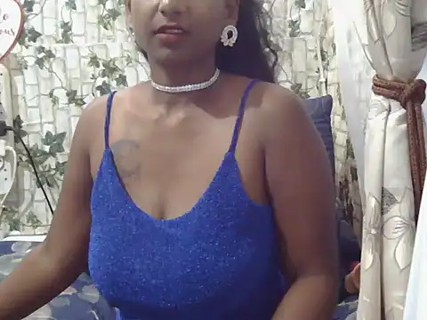 indiantina01 online show from January 30, 2025, 8:42 pm