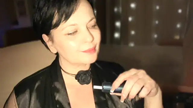 WitchBlueRose online show from March 17, 2026, 6:44 pm