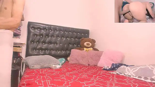 sexylatin  online show from October 30, 2025, 3:30 am