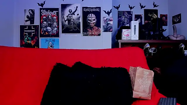 Snapshot of lilith-deveraux chatting on May 27, 2026, 4:15 pm lilith-deveraux online show from May 27, 2026, 4:15 pm