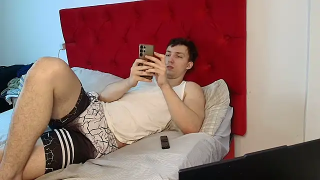 Snapshot of NicoDavisHere chatting on July 3, 2026, 6:58 pm NicoDavisHere online show from July 3, 2026, 6:58 pm