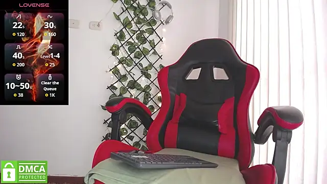 Snapshot of darkviper26 chatting on September 30, 2025, 2:33 pm darkviper26 online show from September 30, 2025, 2:33 pm