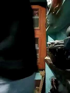 Snapshot of gunjan22 chatting on March 18, 2025, 12:27 am gunjan22 online show from March 18, 2025, 12:27 am