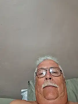 Snapshot of NawtyB1965 chatting on February 25, 2026, 4:00 am NawtyB1965 online show from February 25, 2026, 4:00 am