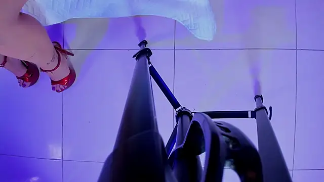 Snapshot of Rubi_Love_ chatting on December 29, 2024, 3:11 am Rubi Love online show from December 29, 2024, 3:11 am