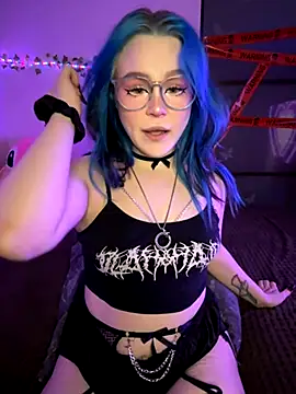 MaddisonHaas online show from November 18, 2025, 12:49 am