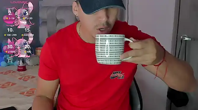 victor vixen online show from December 24, 2024, 1:06 pm