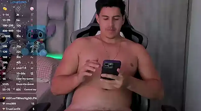 victor vixen online show from February 3, 2025, 6:17 pm