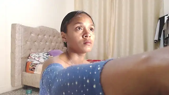 Samary thomas online show from December 1, 2024, 11:04 pm