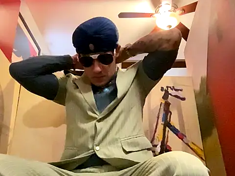 Snapshot of Amirkhai chatting on December 4, 2024, 8:18 pm Amirkhai online show from December 4, 2024, 8:18 pm