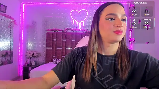 KylieVictoria online show from February 10, 2025, 3:24 am