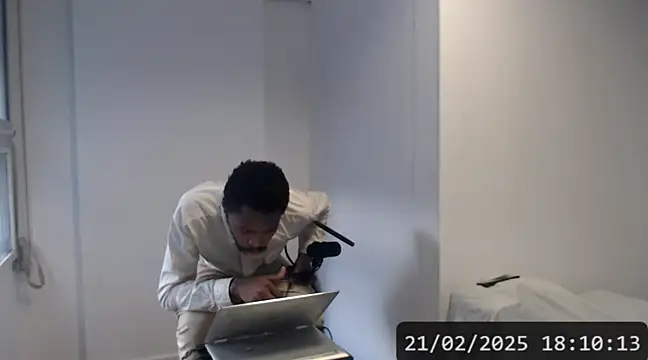 Snapshot of Mastertopdome chatting on February 21, 2025, 9:11 pm Mastertopdome online show from February 21, 2025, 9:11 pm