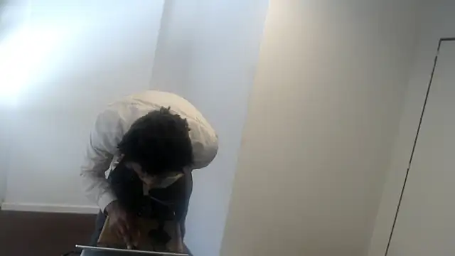 Snapshot of Mastertopdome chatting on October 14, 2025, 3:13 pm Mastertopdome online show from October 14, 2025, 3:13 pm