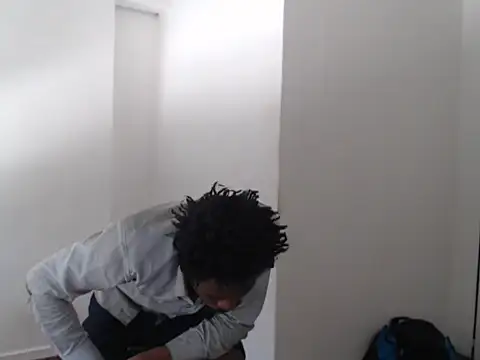 Snapshot of Mastertopdome chatting on December 17, 2025, 3:29 pm Mastertopdome online show from December 17, 2025, 3:29 pm