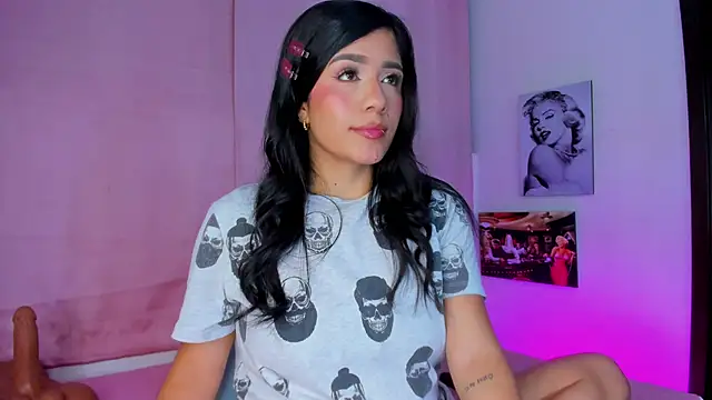 Snapshot of tellmebri chatting on October 8, 2025, 7:39 am tellmebri online show from October 8, 2025, 7:39 am