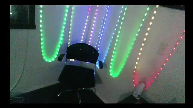 Snapshot of Cooperstone chatting on December 20, 2024, 4:20 am Cooperstone online show from December 20, 2024, 4:20 am