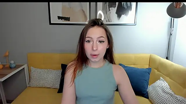 KetrinWhite online show from March 12, 2026, 1:23 am