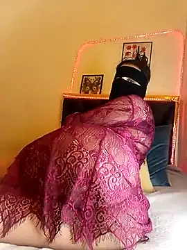 Lina lolo online show from March 22, 2025, 2:37 am