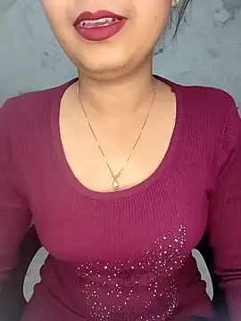 Snapshot of Shanaya_Hotty chatting on December 25, 2024, 5:05 pm Shanaya Hotty online show from December 25, 2024, 5:05 pm