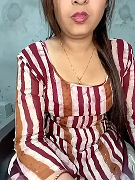 Snapshot of Shanaya_Hotty chatting on January 28, 2025, 11:50 pm Shanaya Hotty online show from January 28, 2025, 11:50 pm