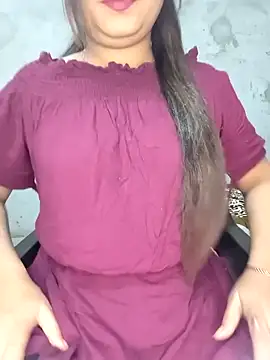 Snapshot of Shanaya_Hotty chatting on January 30, 2025, 5:28 pm Shanaya Hotty online show from January 30, 2025, 5:28 pm