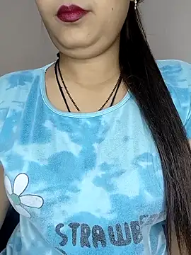 Snapshot of Shanaya_Hotty chatting on October 17, 2025, 8:44 pm Shanaya Hotty online show from October 17, 2025, 8:44 pm