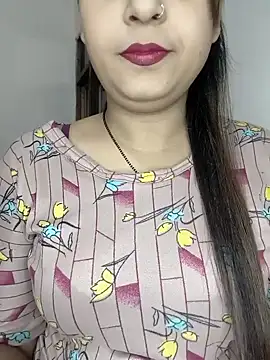 Snapshot of Shanaya_Hotty chatting on October 24, 2025, 8:27 pm Shanaya Hotty online show from October 24, 2025, 8:27 pm