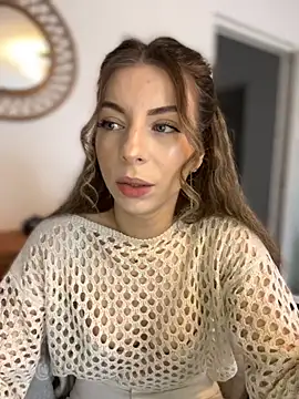 Snapshot of Mia_Ethan chatting on November 12, 2025, 9:10 am Mia Ethan online show from November 12, 2025, 9:10 am