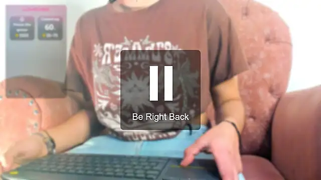  maria foxx  online show from March 21, 2025, 6:18 pm