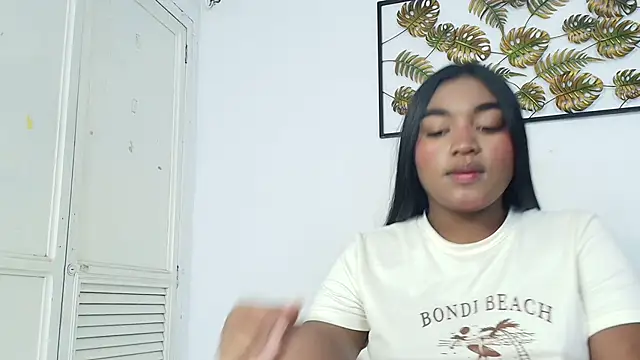 kayna gomez online show from October 17, 2025, 8:22 pm