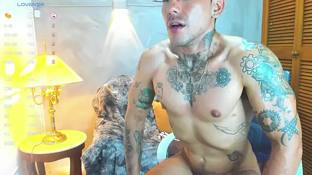 Dylanstonne online show from January 16, 2025, 11:48 pm