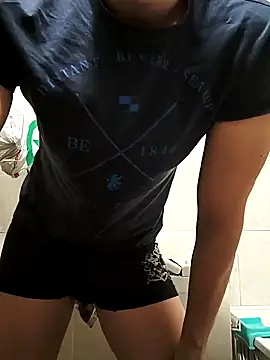 Snapshot of petibacsi96 chatting on January 15, 2025, 3:07 pm petibacsi96 online show from January 15, 2025, 3:07 pm