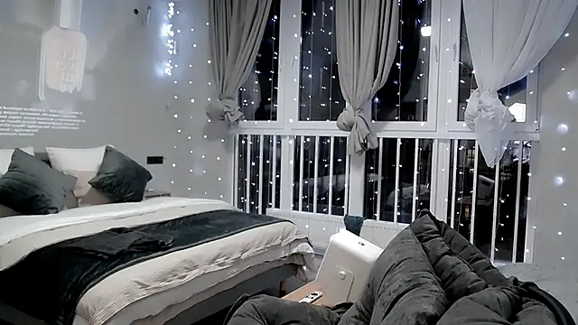 Dasha M online show from February 26, 2026, 5:12 pm