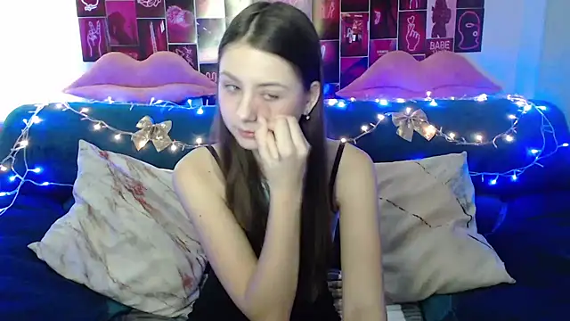 Snapshot of MilanaRoza chatting on January 11, 2025, 5:41 am MilanaRoza online show from January 11, 2025, 5:41 am